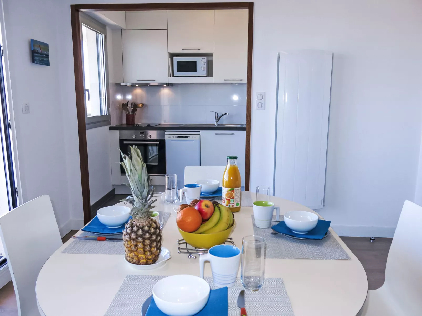 L'Hippocampe T2 balcon et large vue mer-Inside
