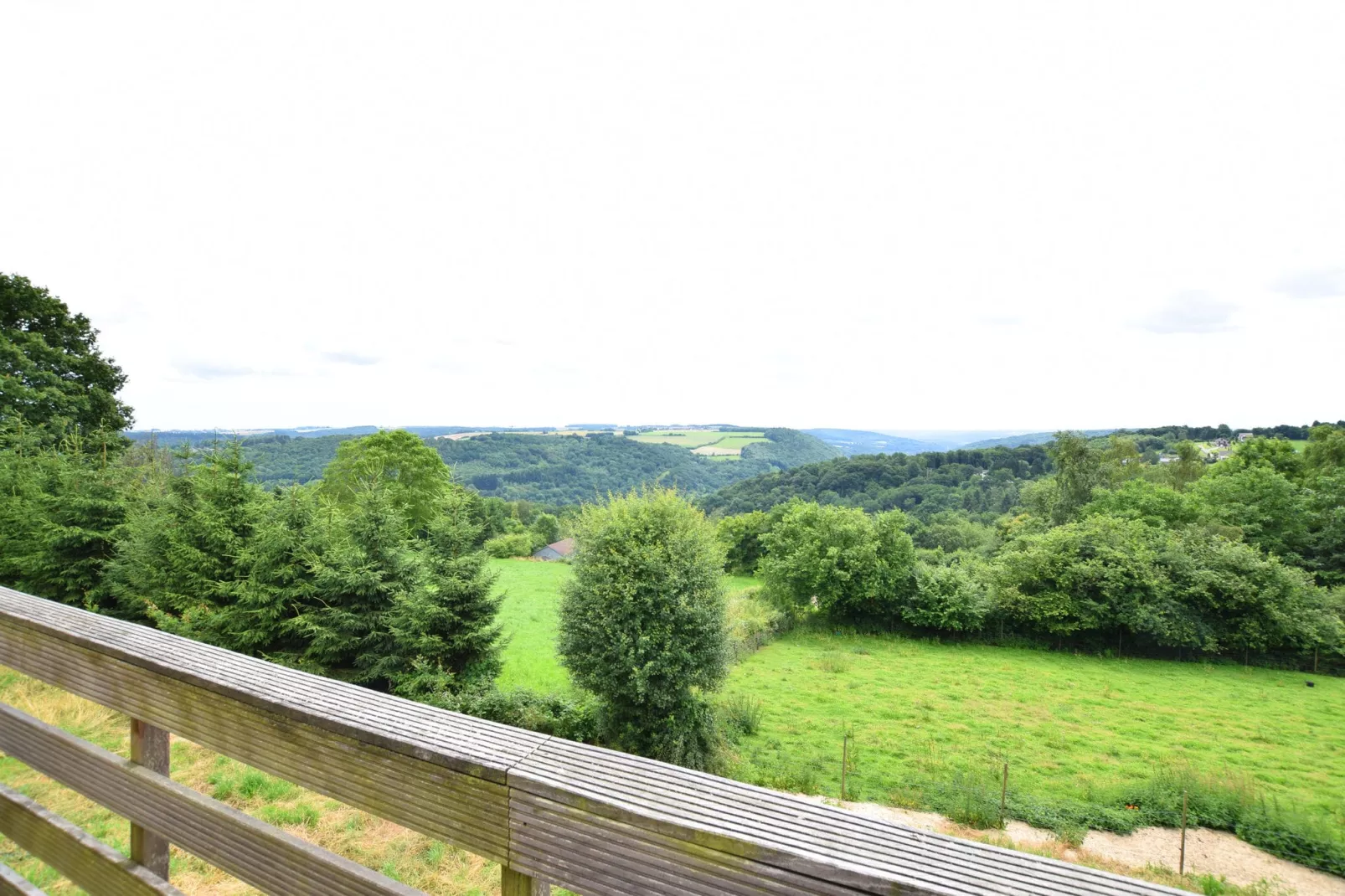 La Vue Spectaculaire-Vue d'été
