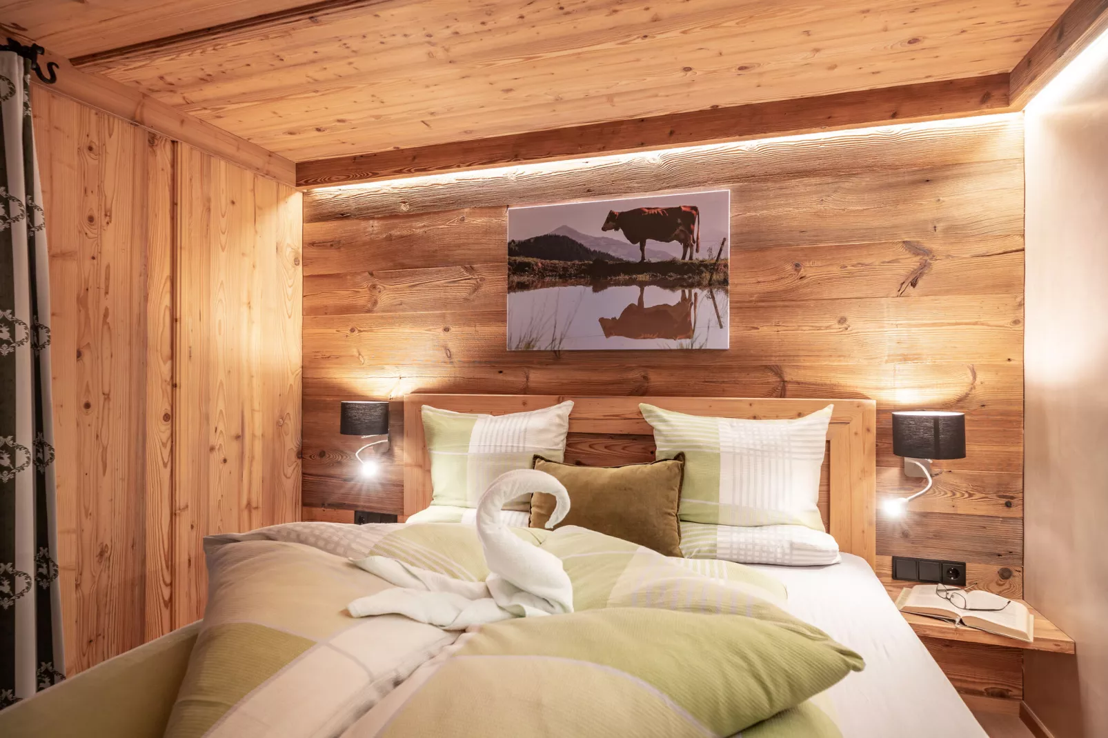 Alpenrose-Bedroom
