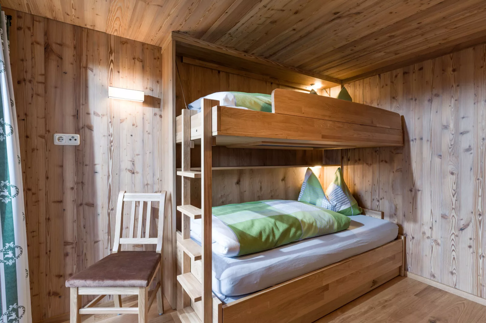 Hohe Salve-Bedroom