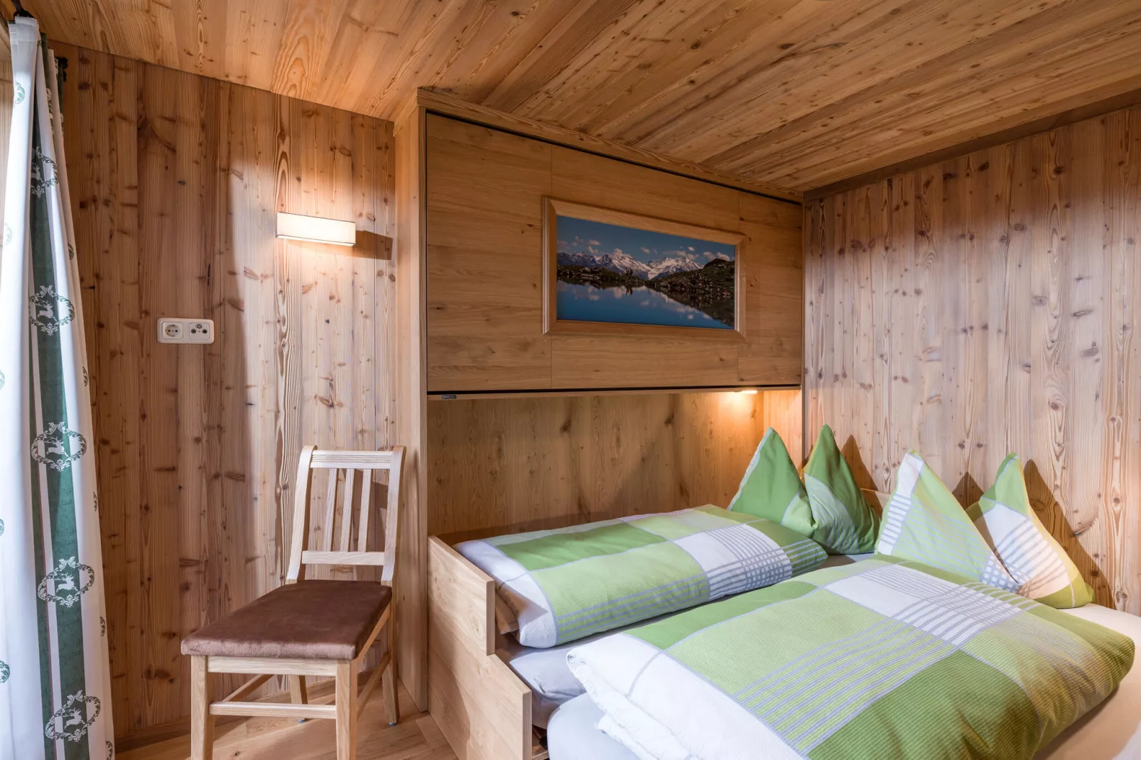 Hohe Salve-Bedroom