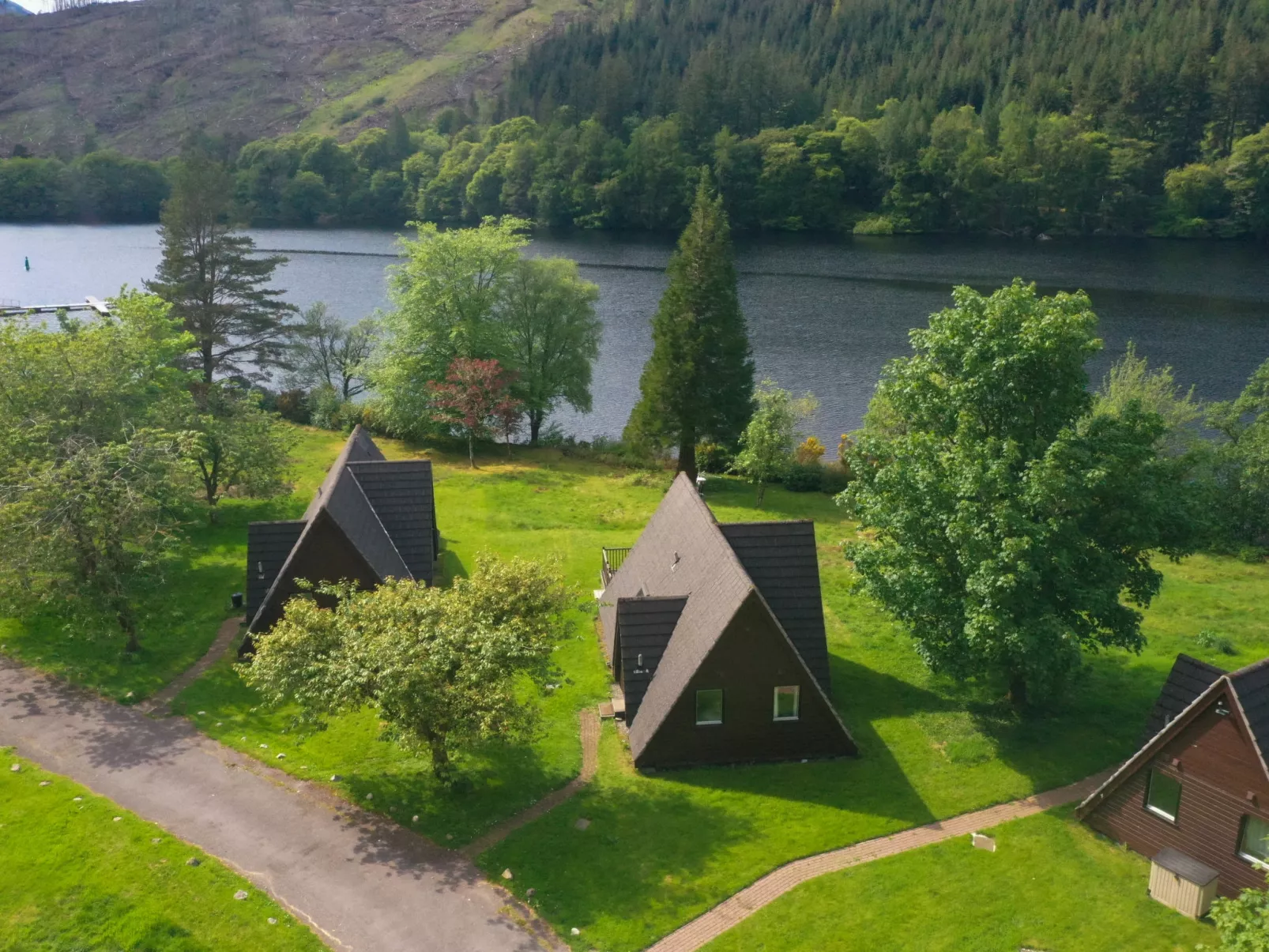 Ardlui Lodge-Outside