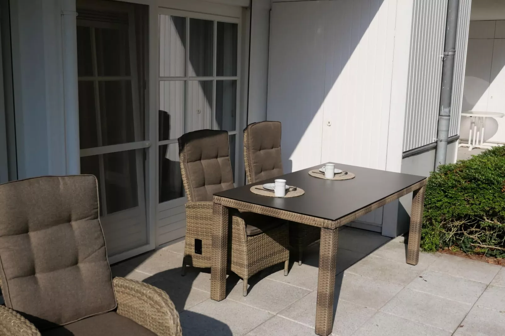 352772-Terrace balcony