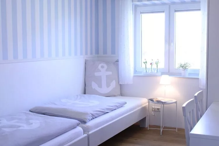 309637-Bedroom