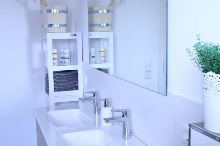 309637-Bathroom