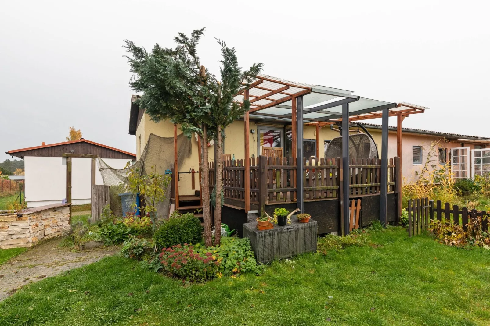 Hundefreundliches Ferienhaus am See MIT Whirlpool-Exterior summer