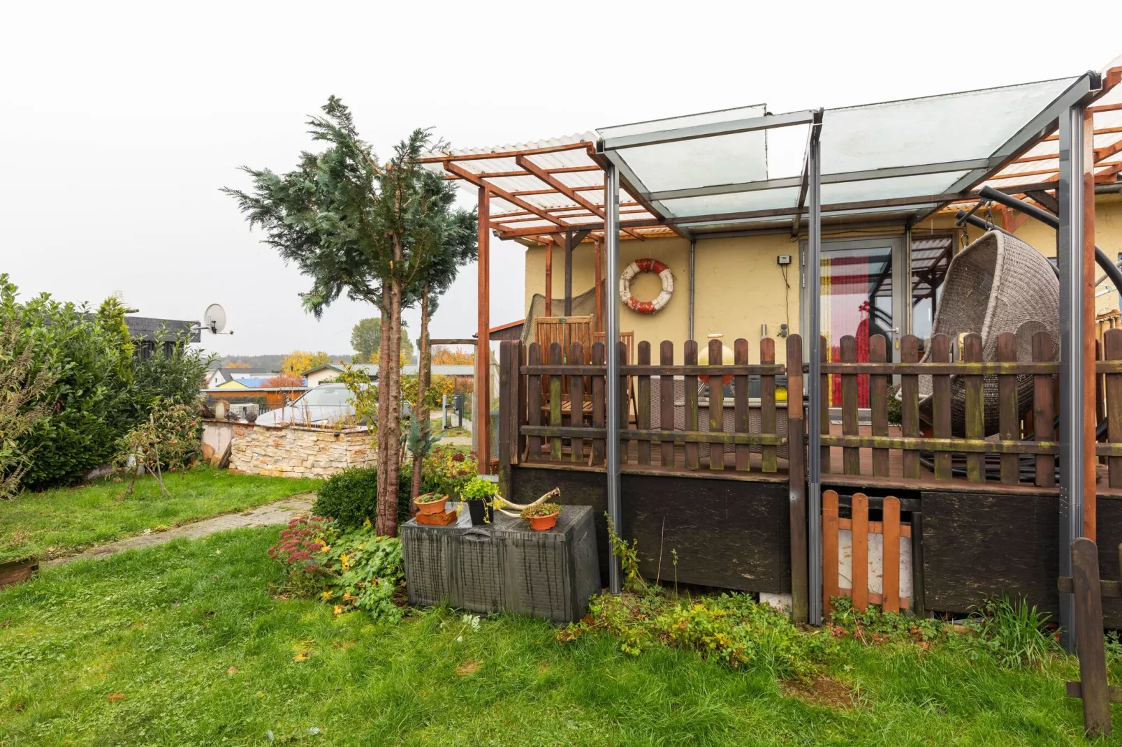 Hundefreundliches Ferienhaus am See MIT Whirlpool-Exterior summer