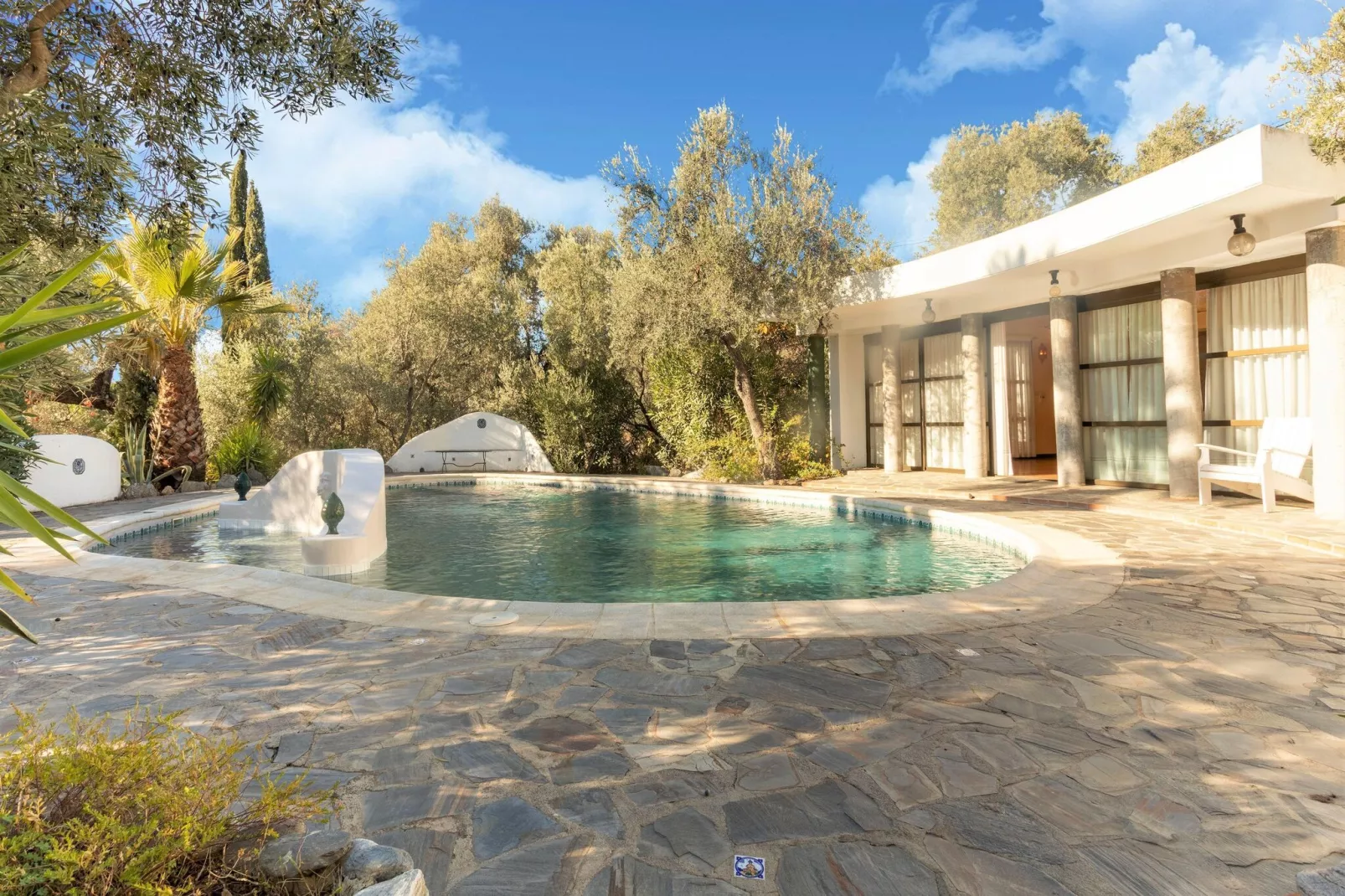 Cortijo de Santa Cruz-Extérieur été