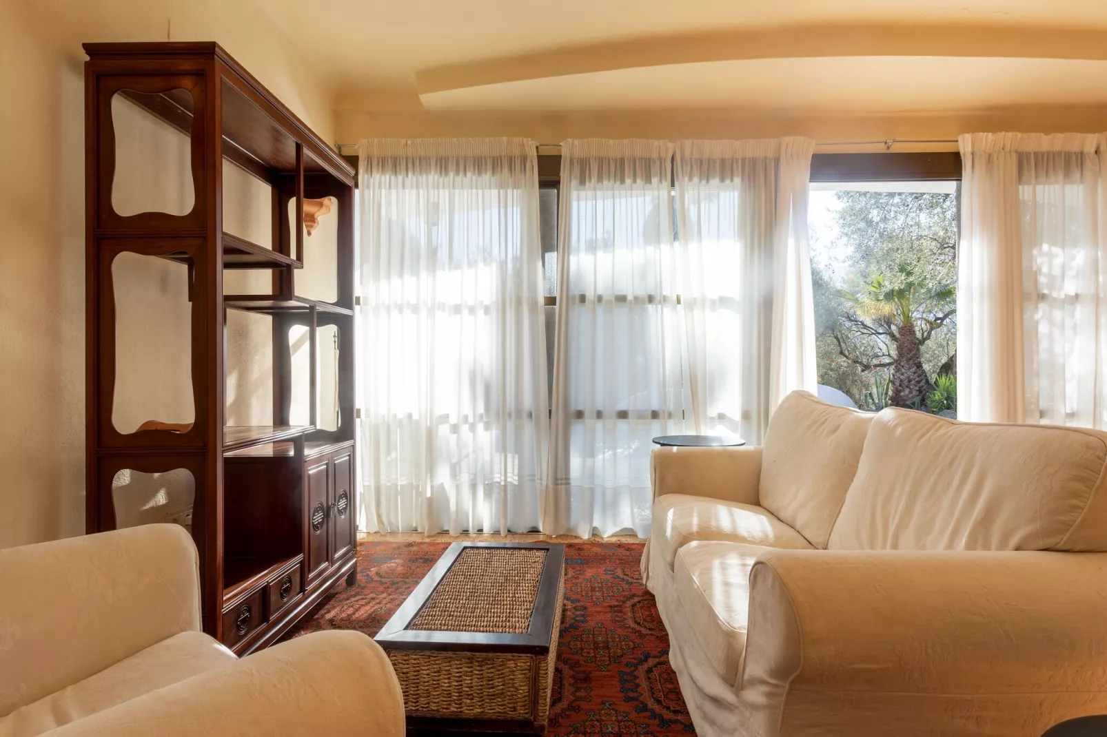 Cortijo de Santa Cruz-Salon