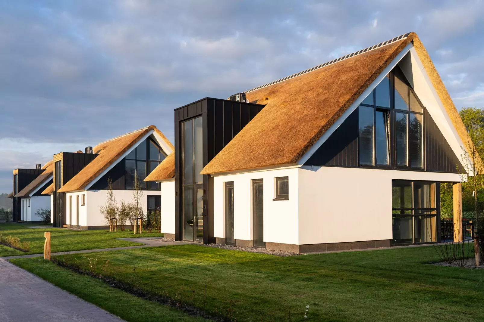 Buytenveldt H2-Exterior summer