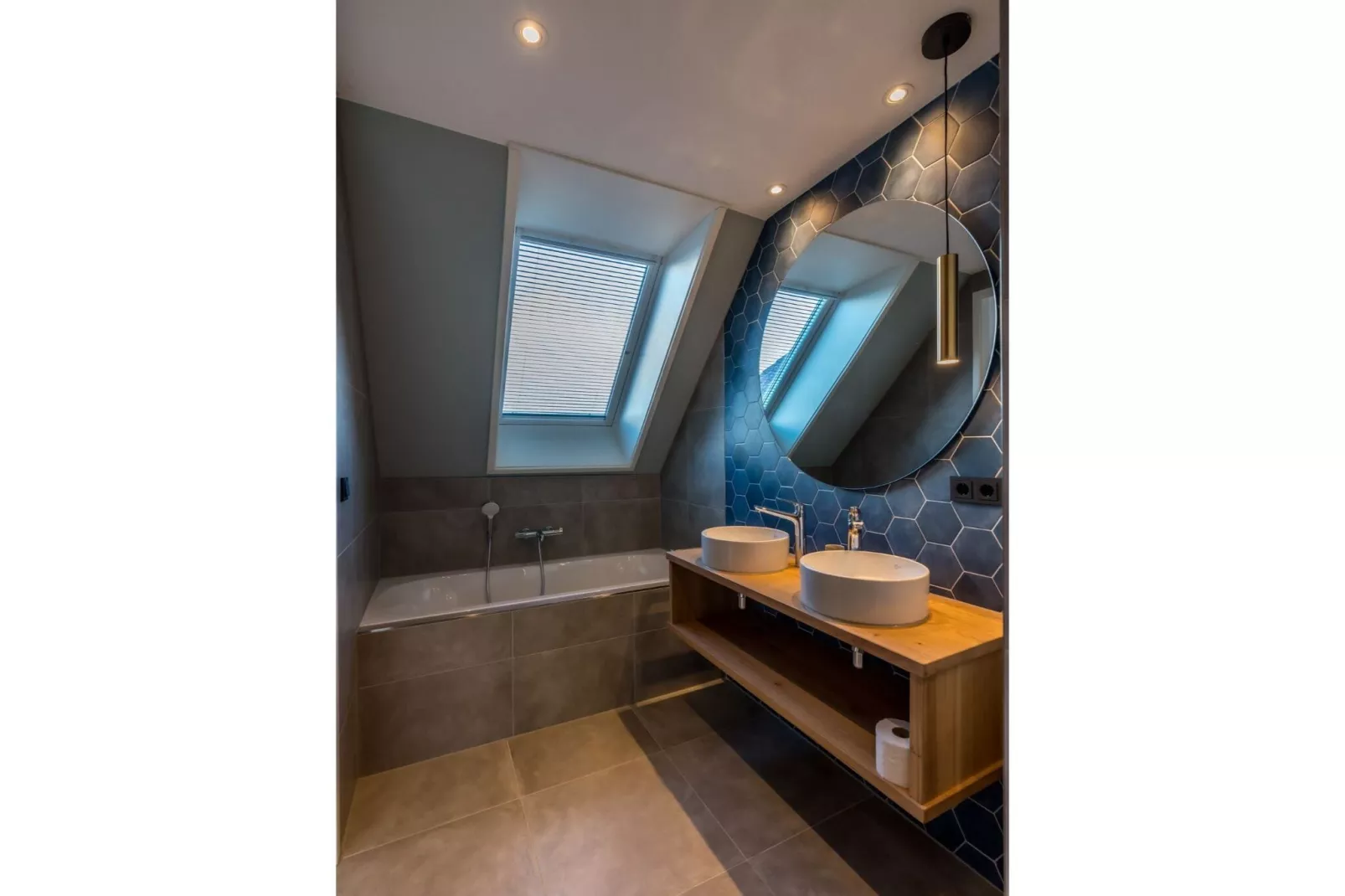O-Princenhof A 8 persoons-Bathroom