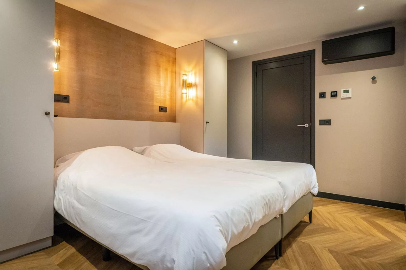 Type N Luxe Villa Zeeburg-Bedroom