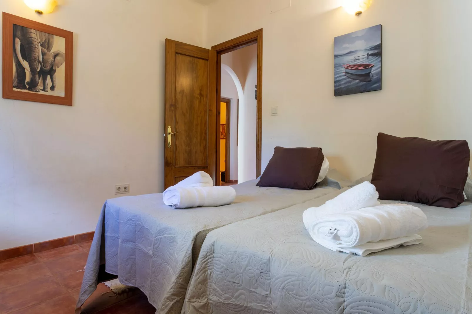 Cortijo de Santa Cruz-Chambre
