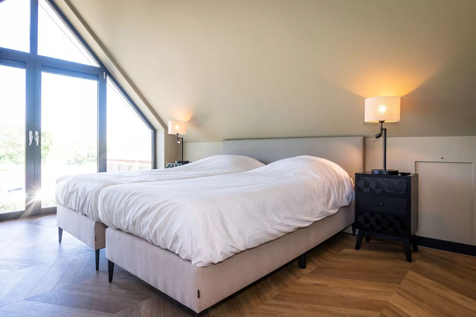 Type N Luxe Villa Zeeburg-Bedroom
