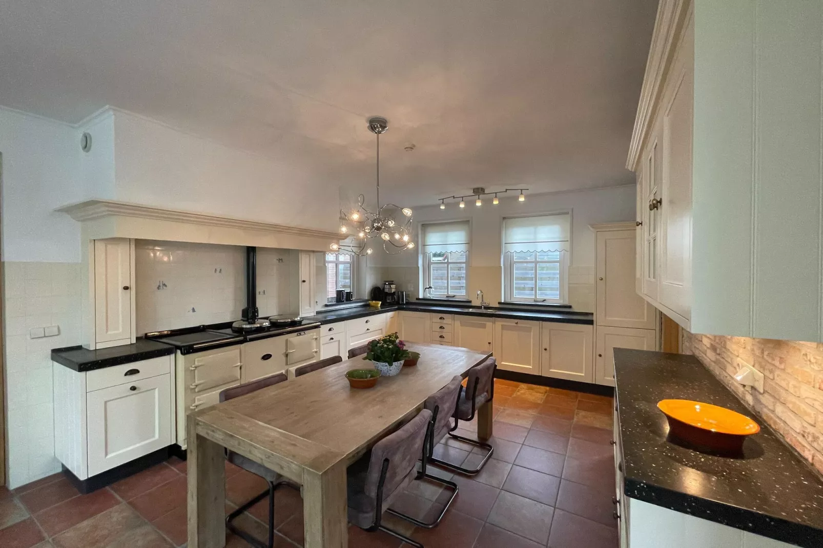 Aldubo-Kitchen