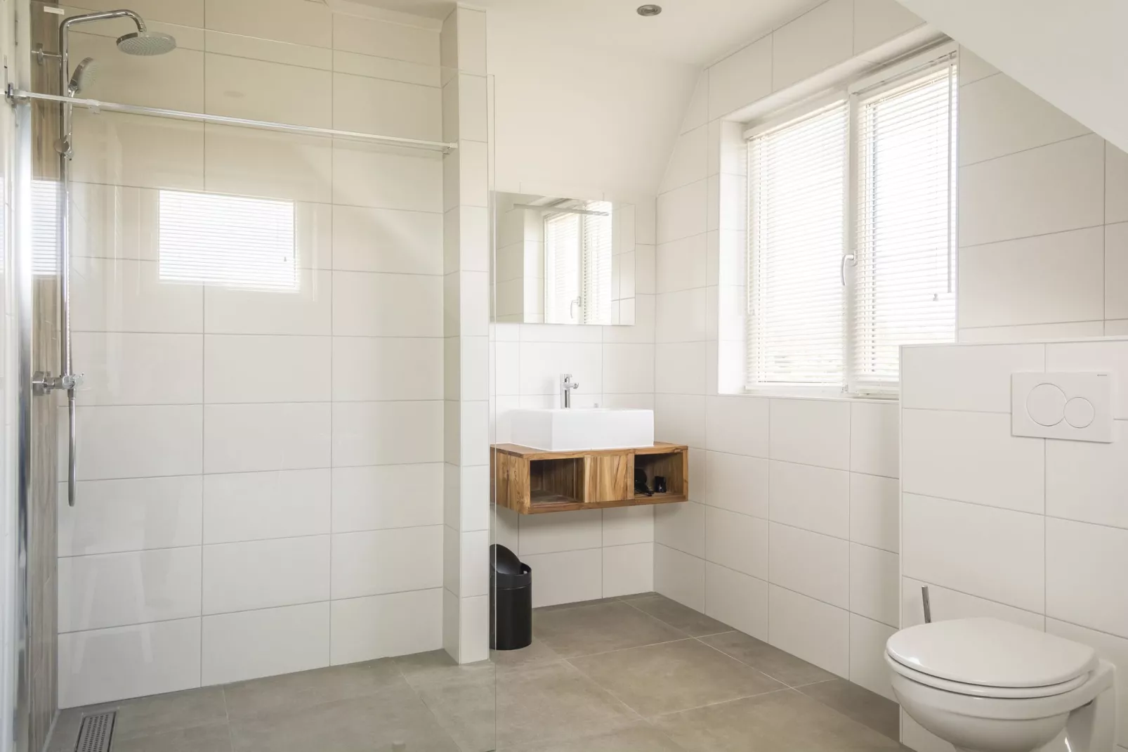 Villa Bouwlust F Wellness-Bathroom