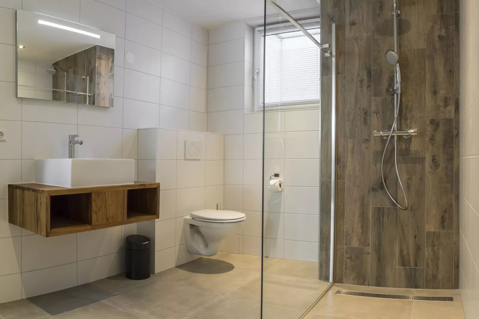 Villa Bouwlust F Wellness-Bathroom