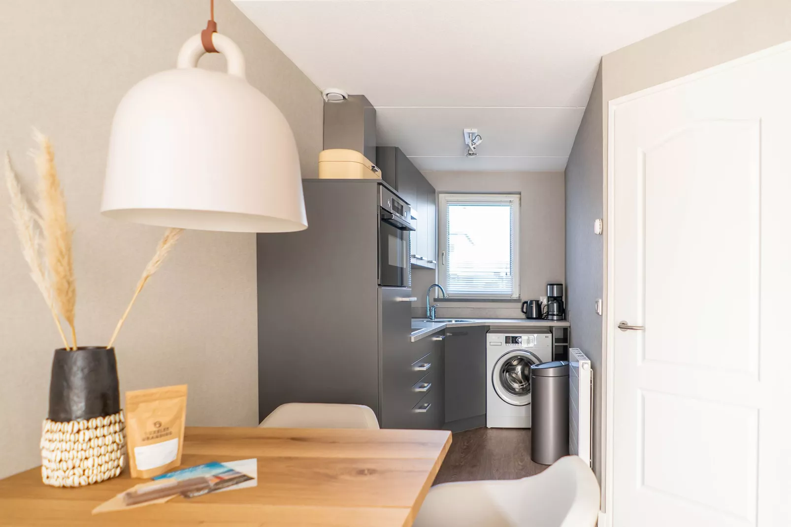 Bungalow van der Linde D-8b-Kitchen