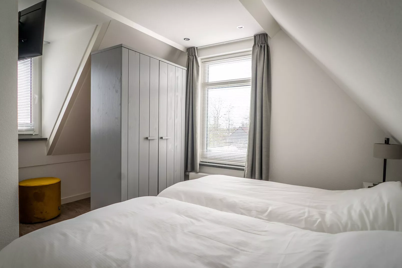 Bungalow Roggesloot A-8a-Schlafzimmer