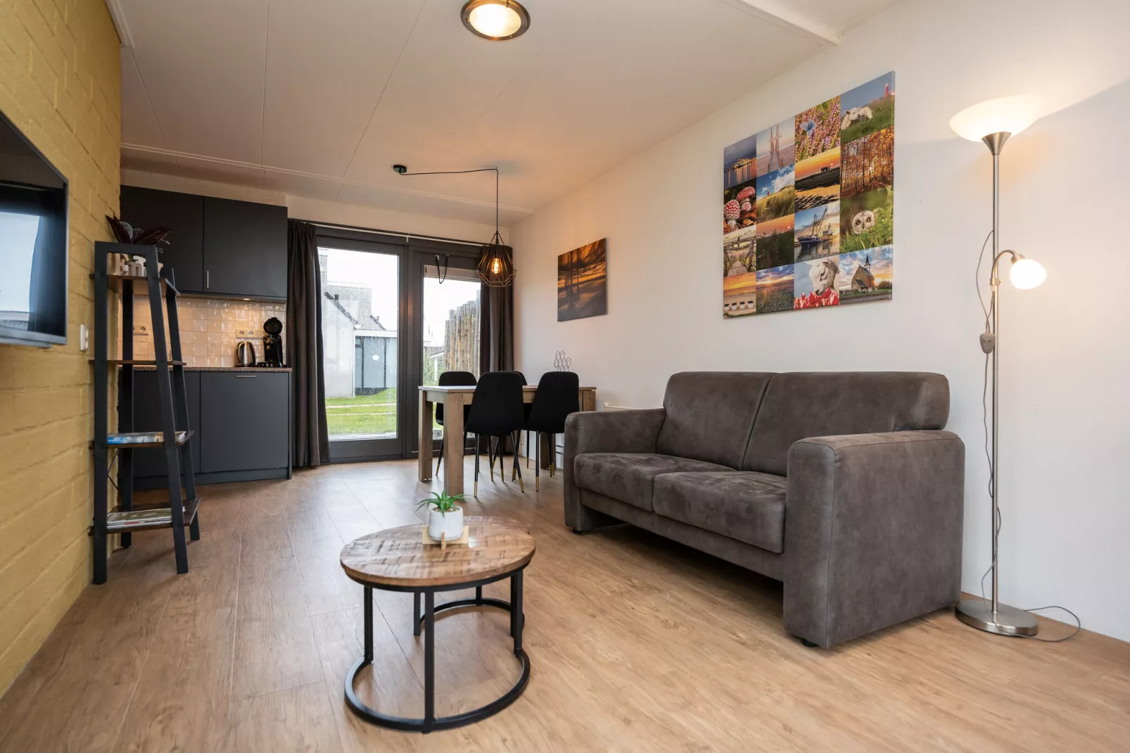 Vakantiepark 't Eibernest Texel 3-Wohnzimmer