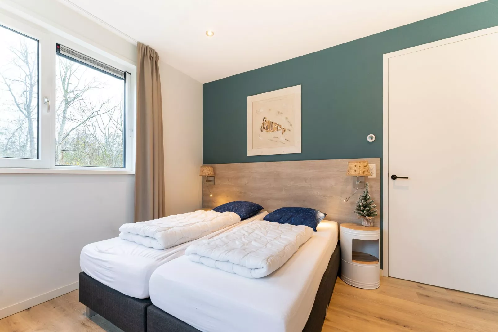 So What 15-Bedroom
