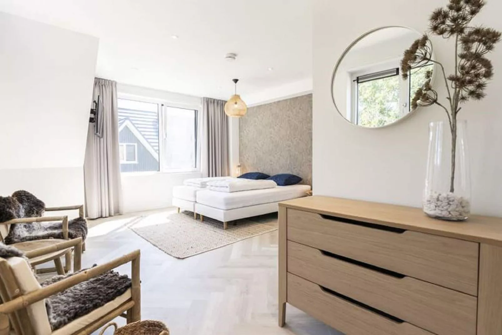So What 19-Bedroom