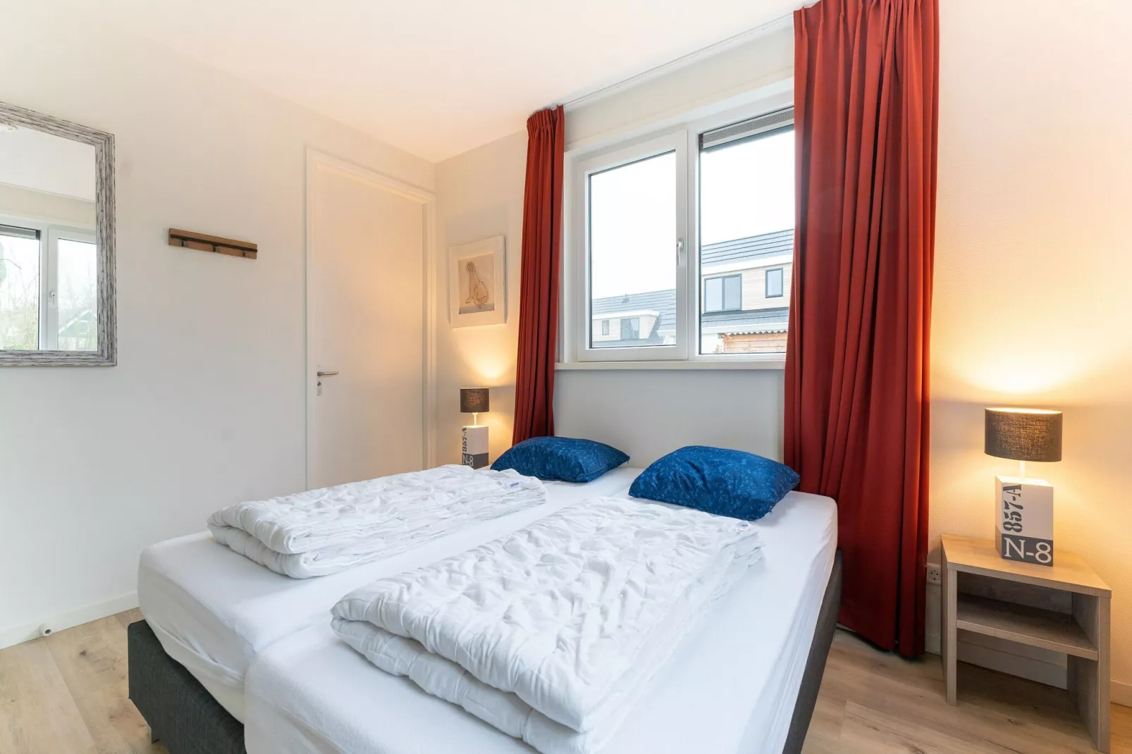 So What 21-Bedroom