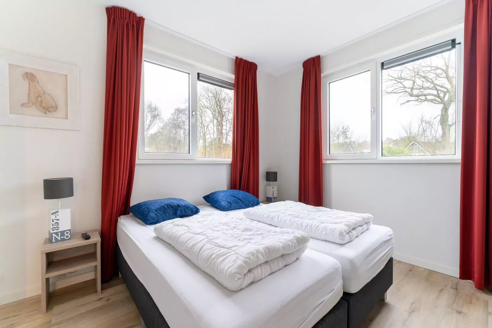 So What 21-Bedroom
