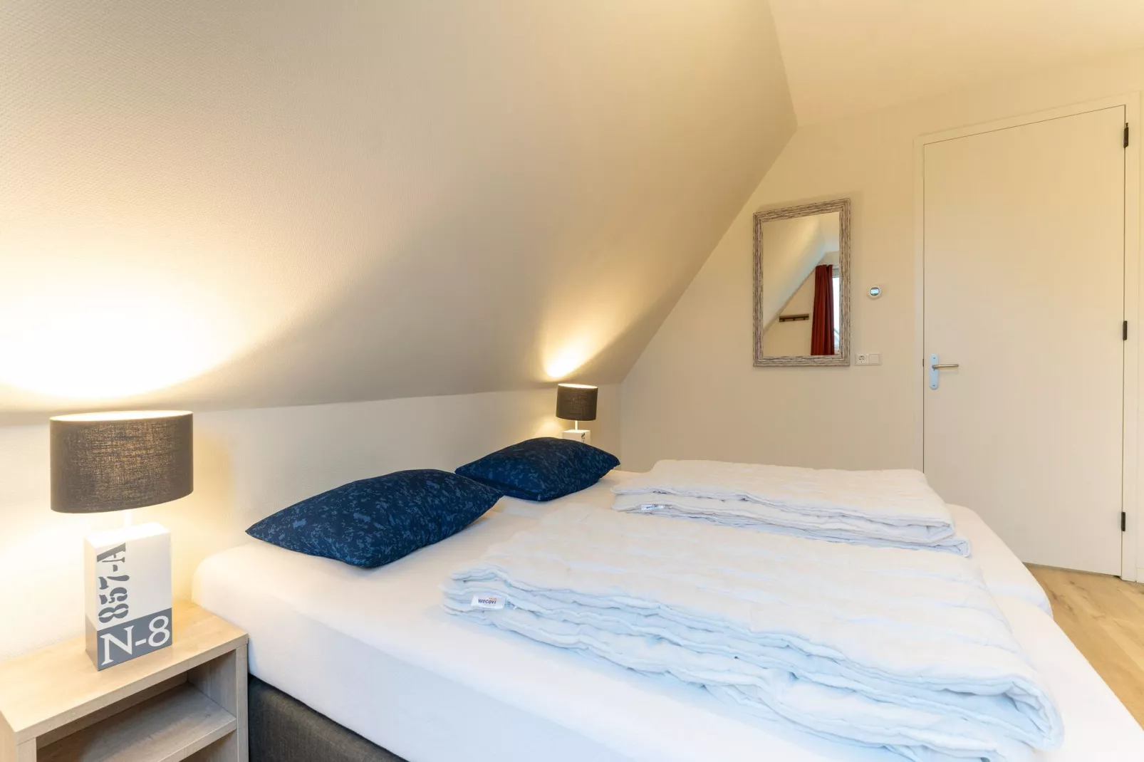 So What 21-Bedroom