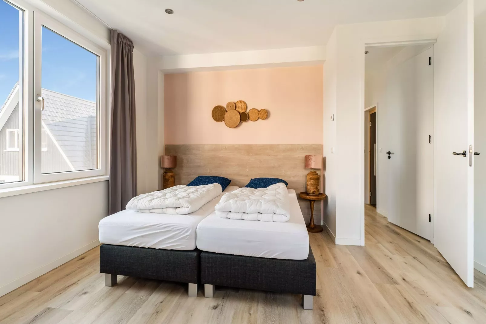 So What 35A-Bedroom