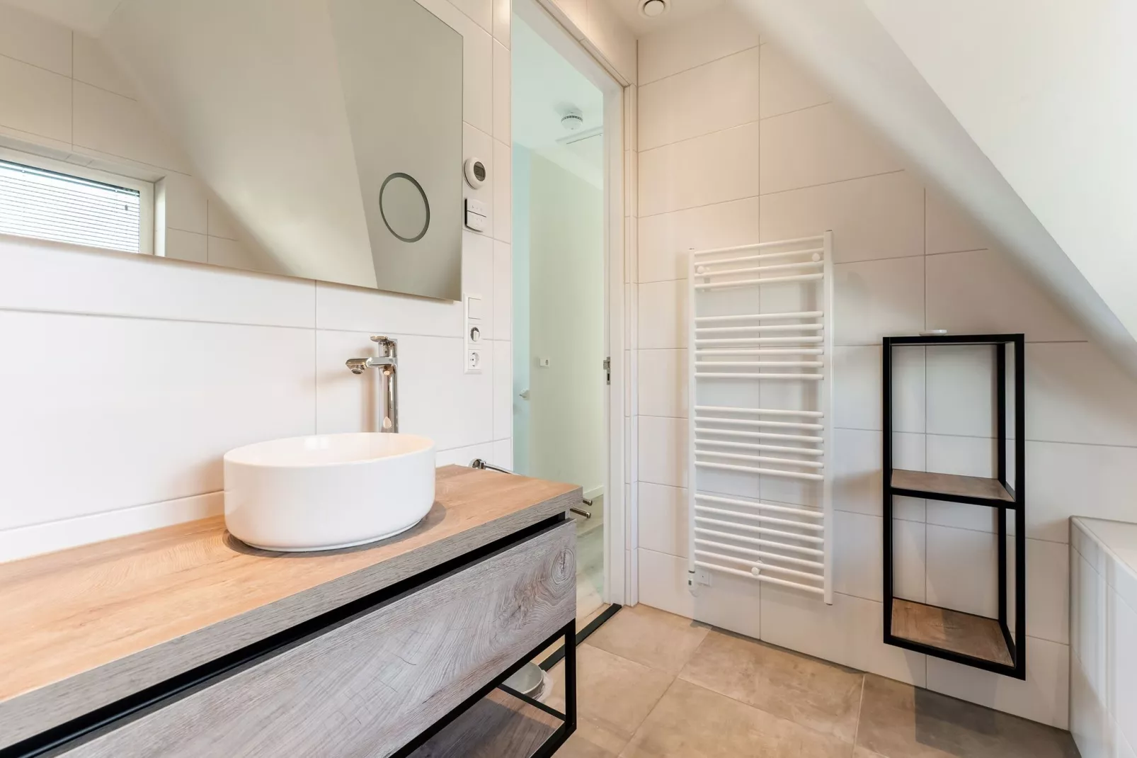 So What 35A-Bathroom