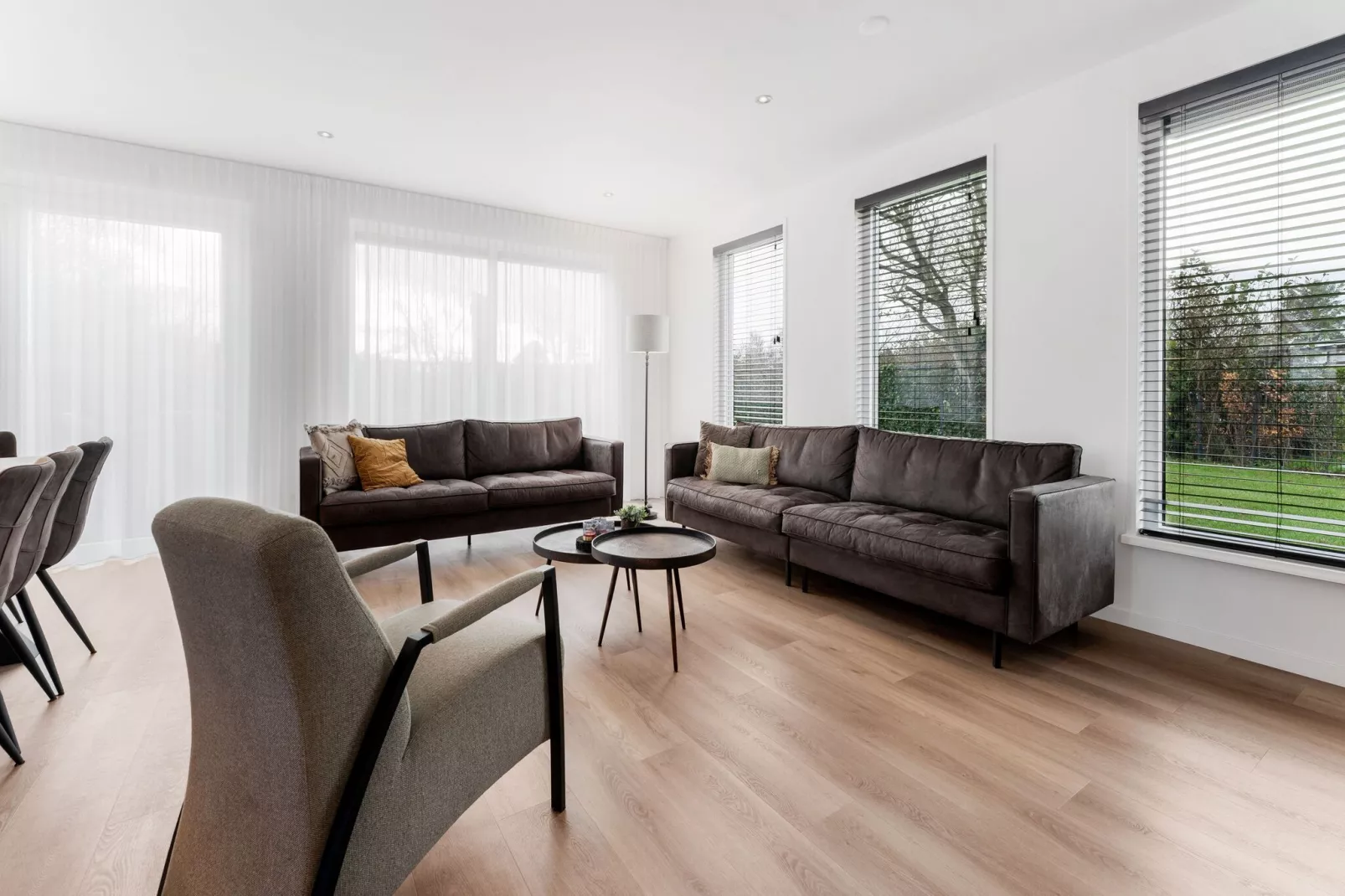 So What 37A-Living room