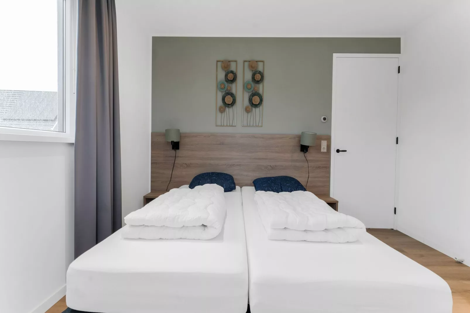 So What 37A-Bedroom