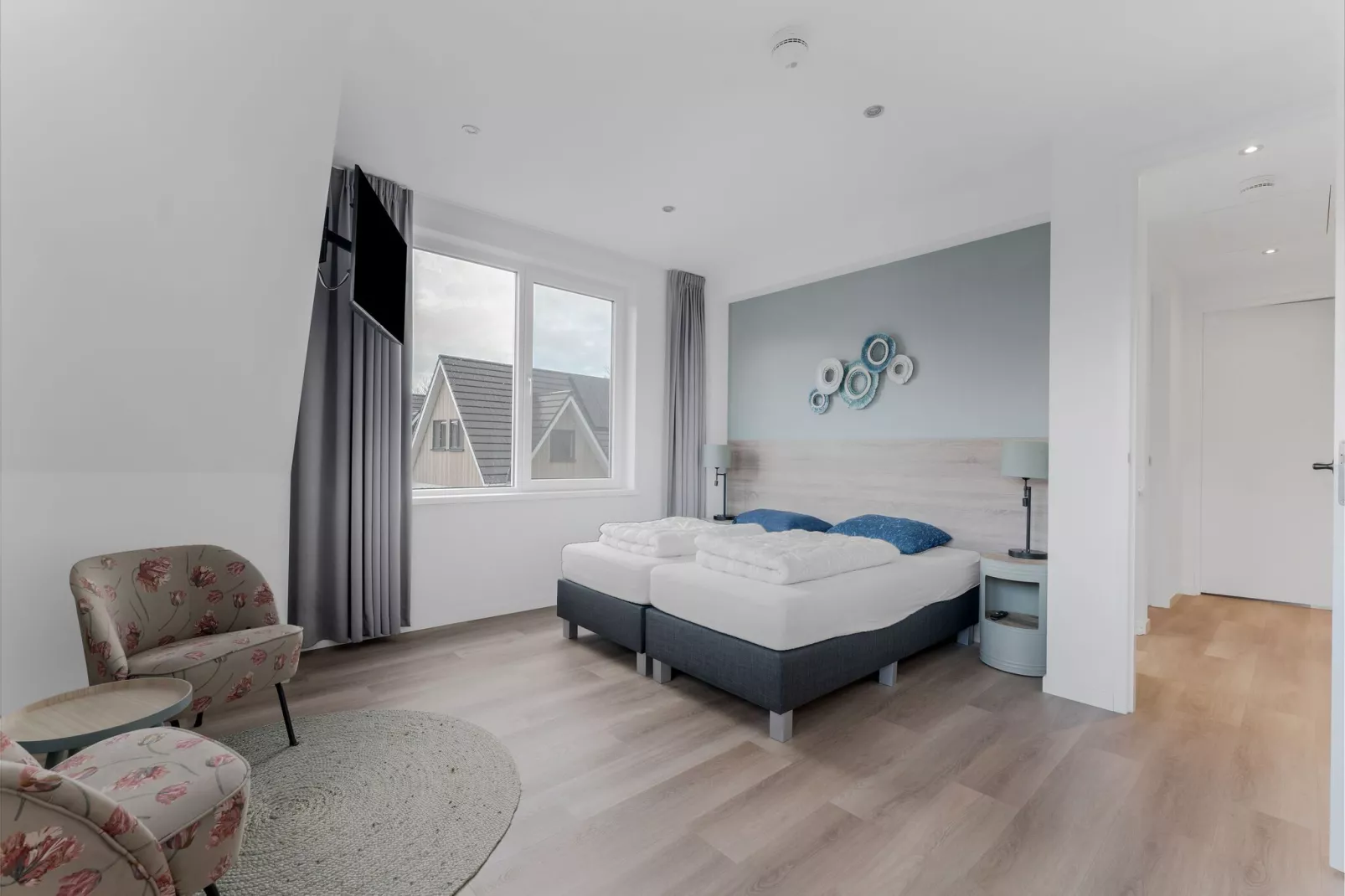 So What 37A-Bedroom