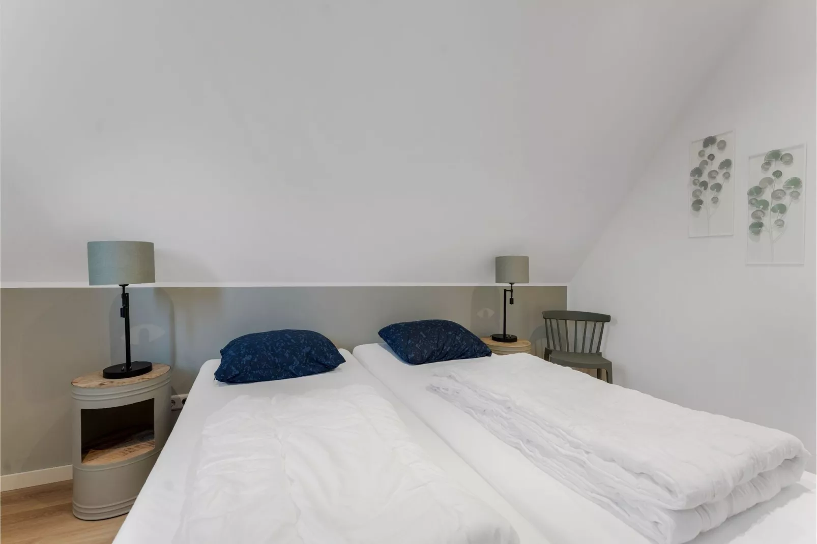 So What 37A-Bedroom