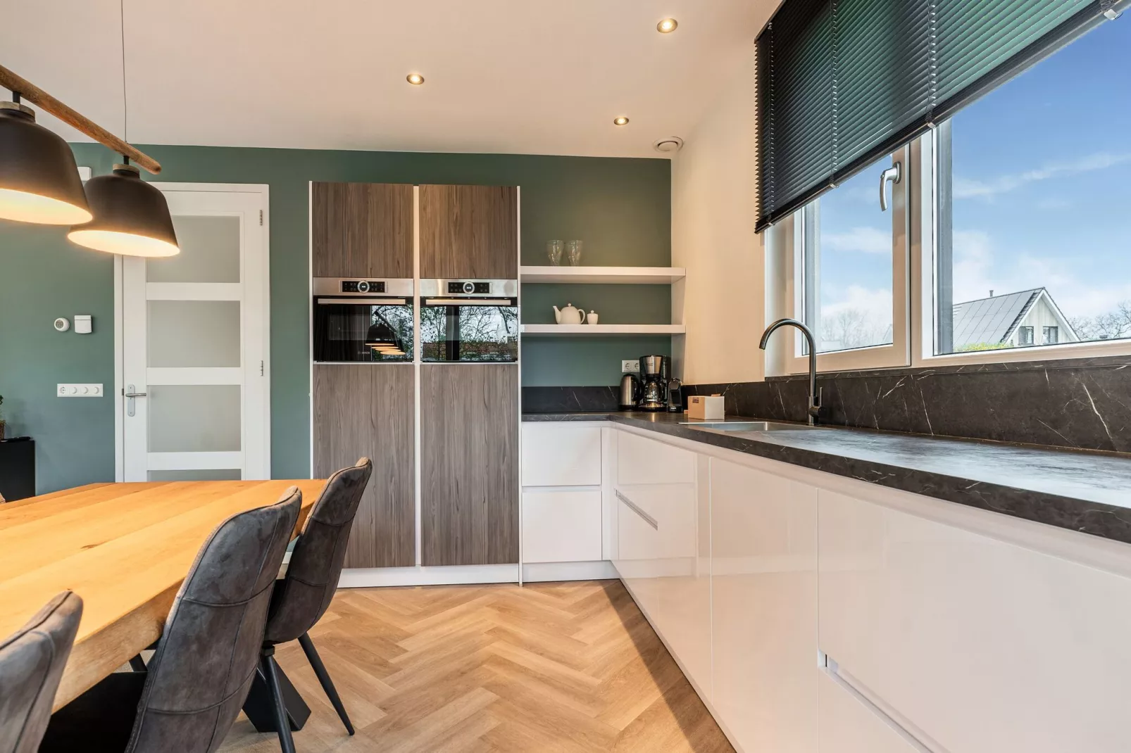 So What 39-Bedroom