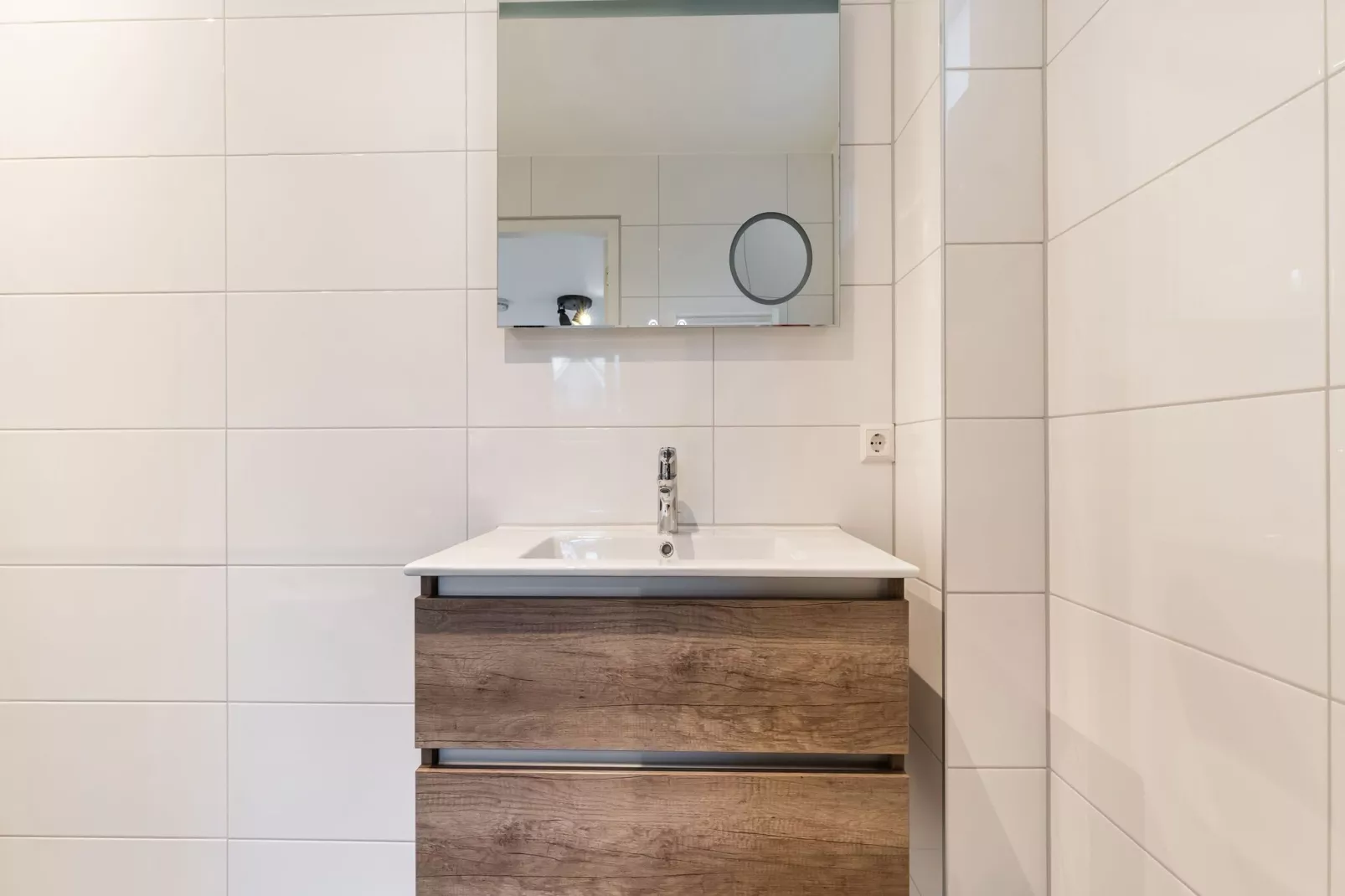 So What 39-Bathroom