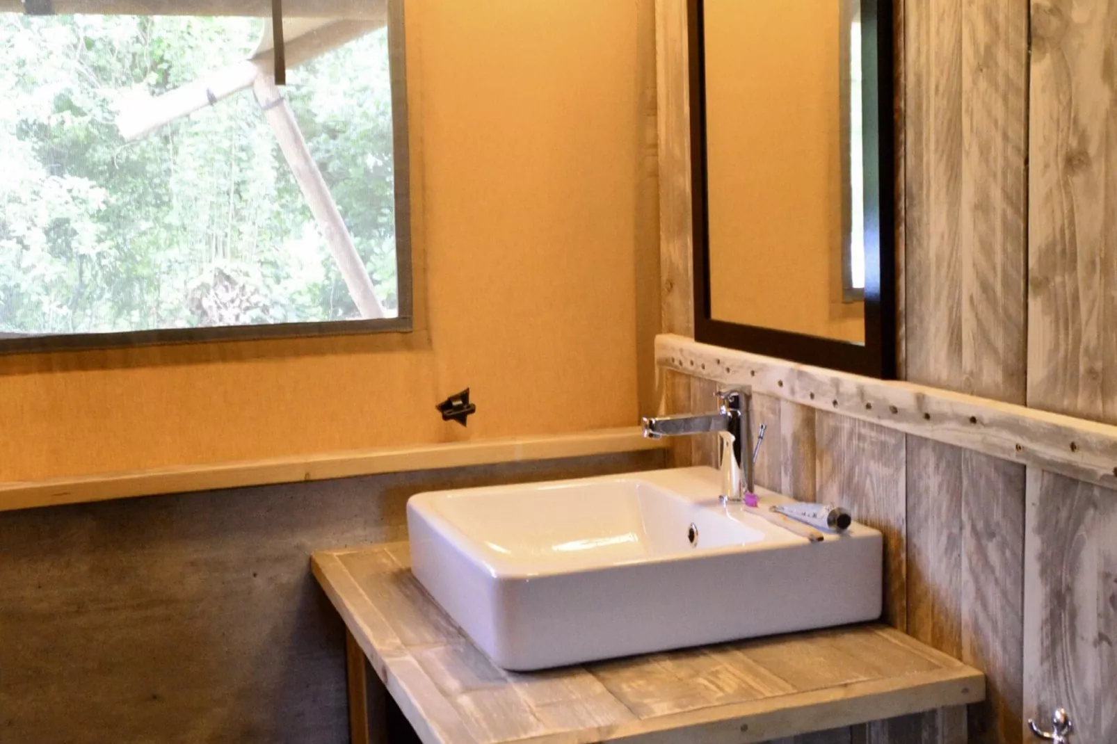 Strandpark Vlugtenburg 12-Badezimmer