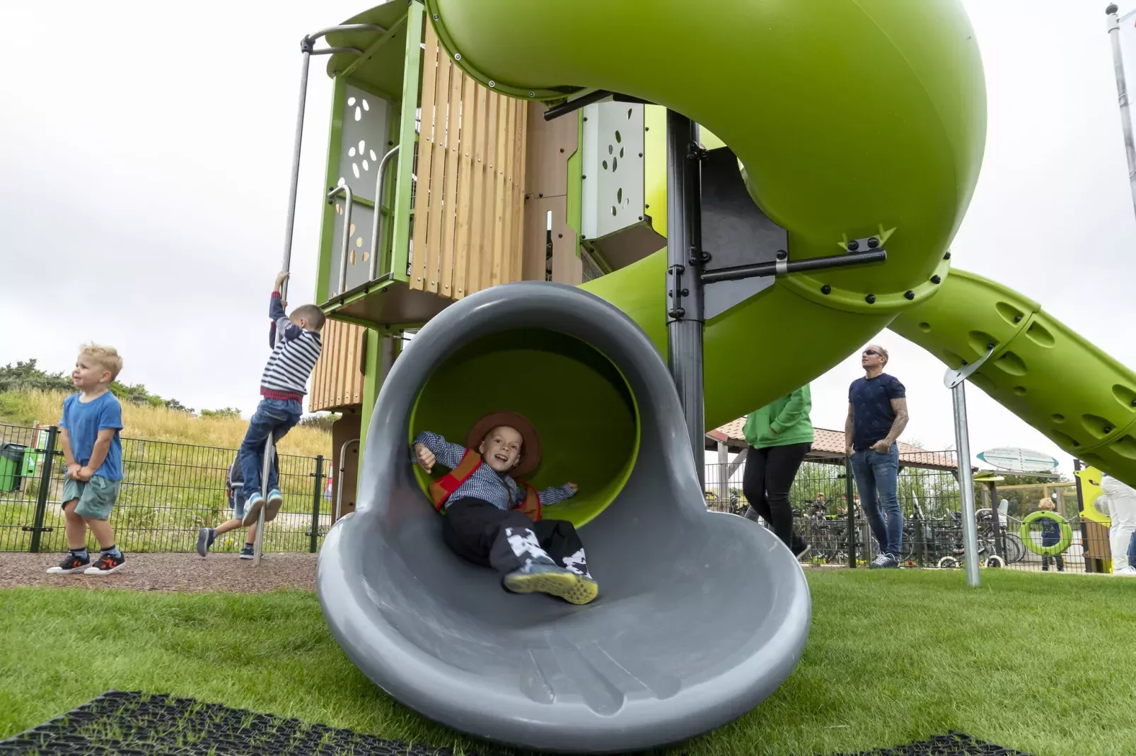 Strandpark Vlugtenburg 12-Parkeinrichtungen