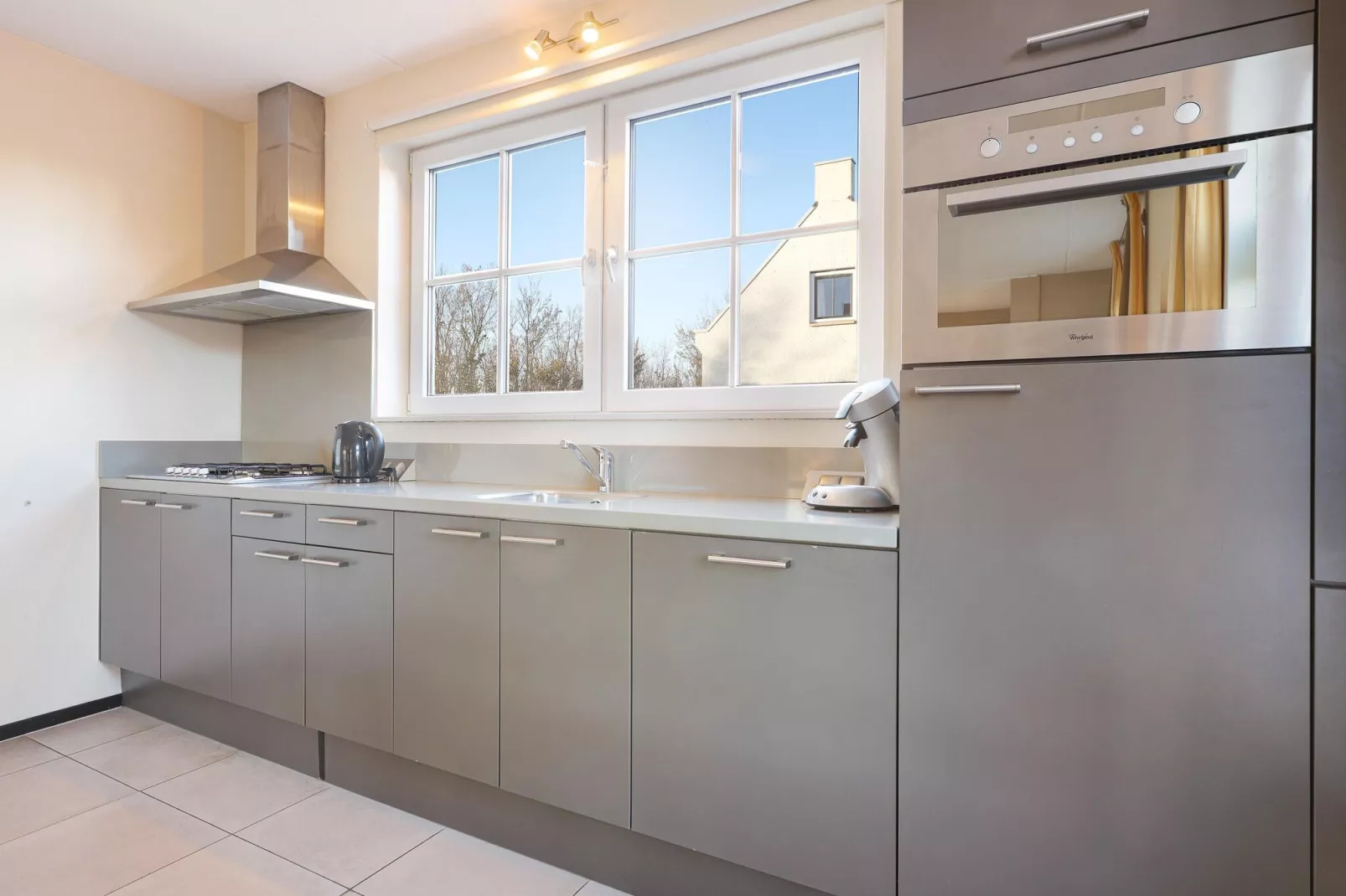 Strand Resort Nieuwvliet-Bad 12-Kitchen