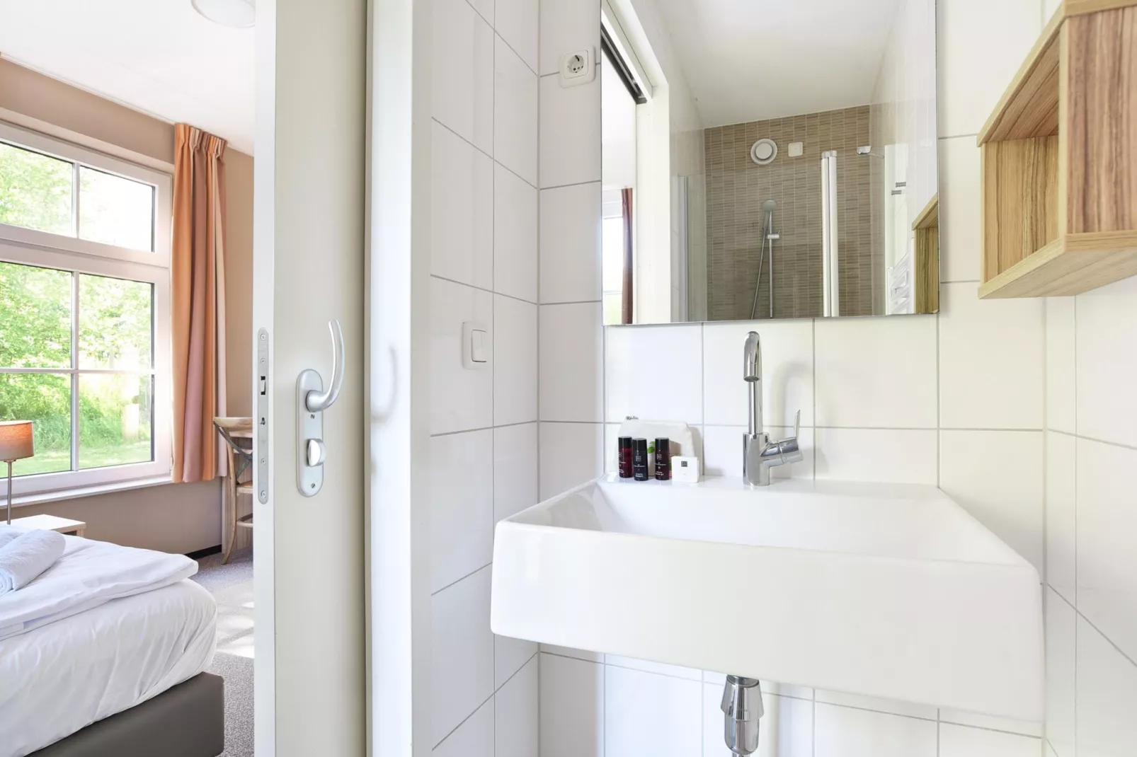 Strand Resort Nieuwvliet-Bad 12-Bathroom