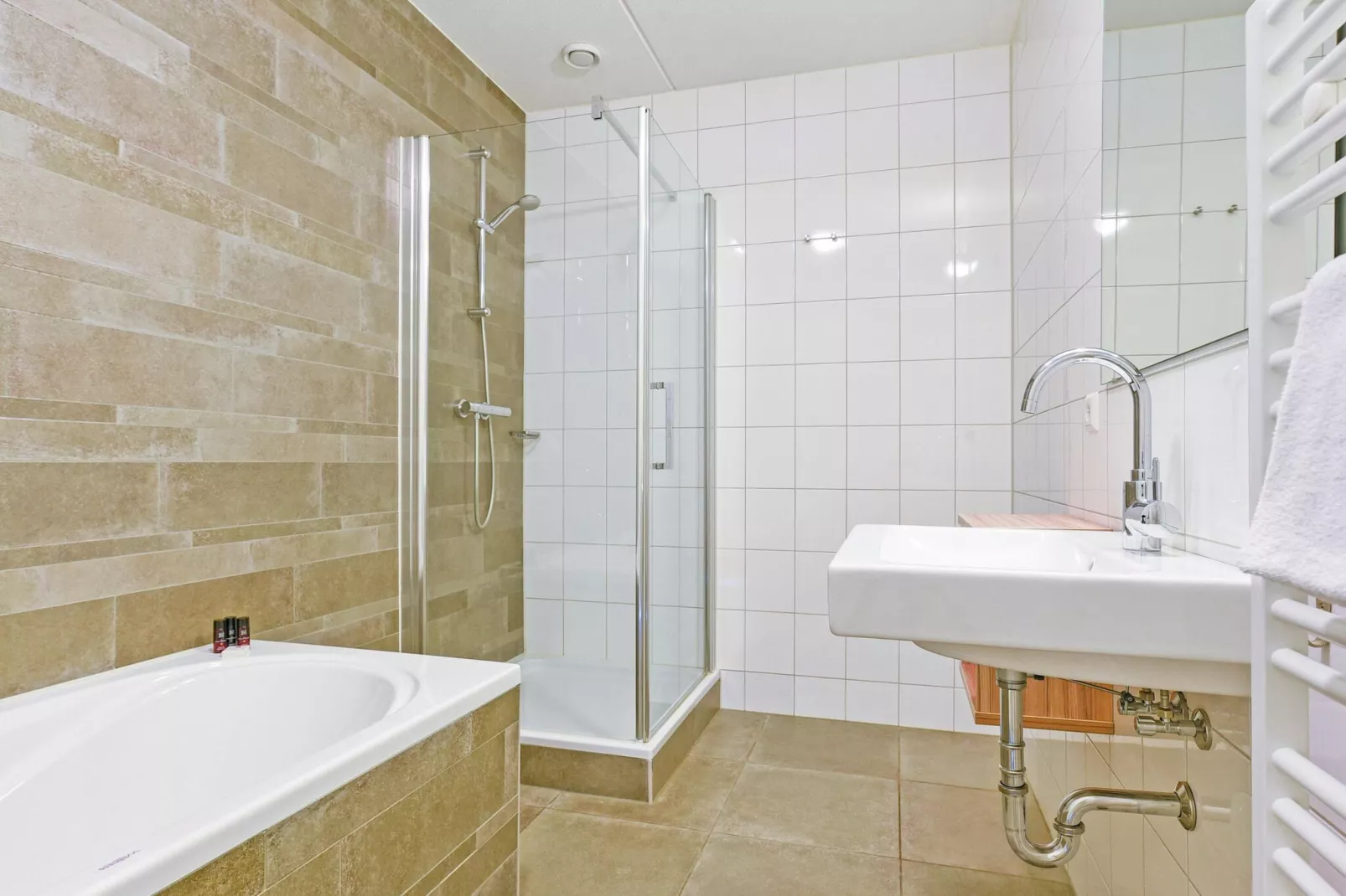 Strand Resort Nieuwvliet-Bad 12-Bathroom