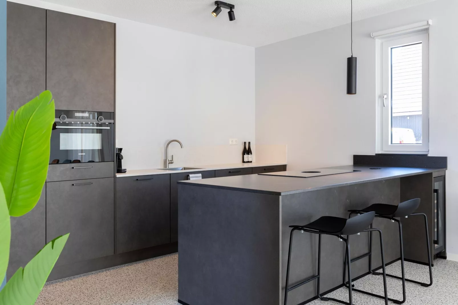 Resort Nieuwvliet-Bad 12-Kitchen