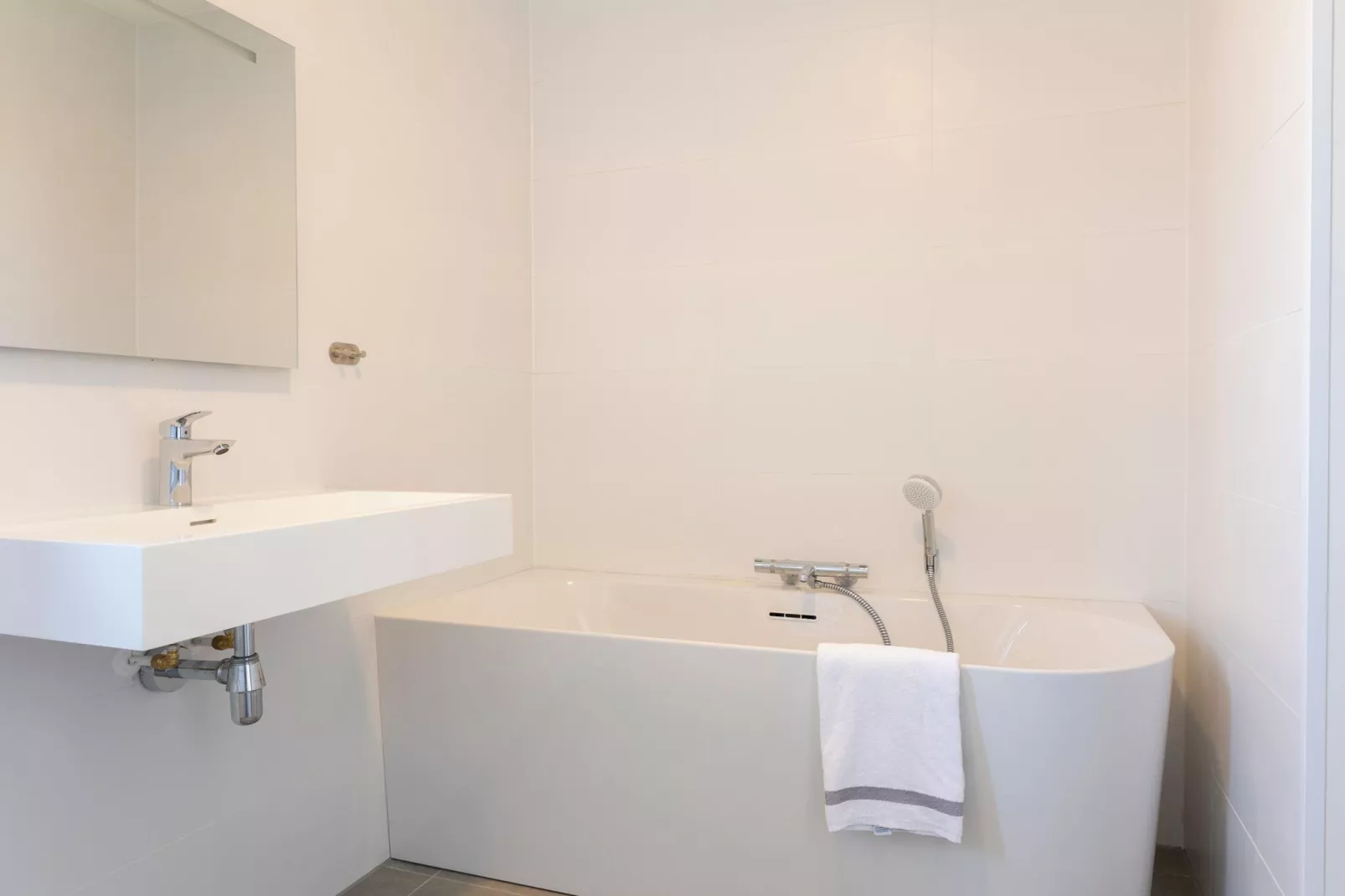 Resort Nieuwvliet-Bad 12-Bathroom