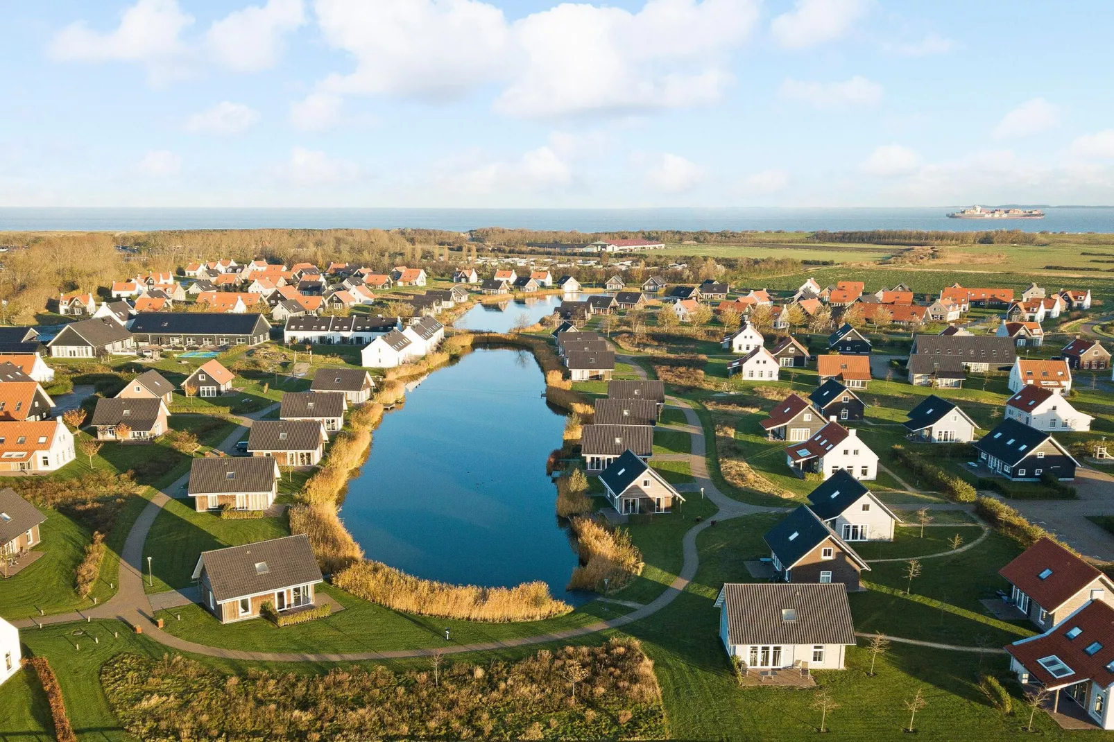 Strand Resort Nieuwvliet-Bad 3-Areas summer 1km