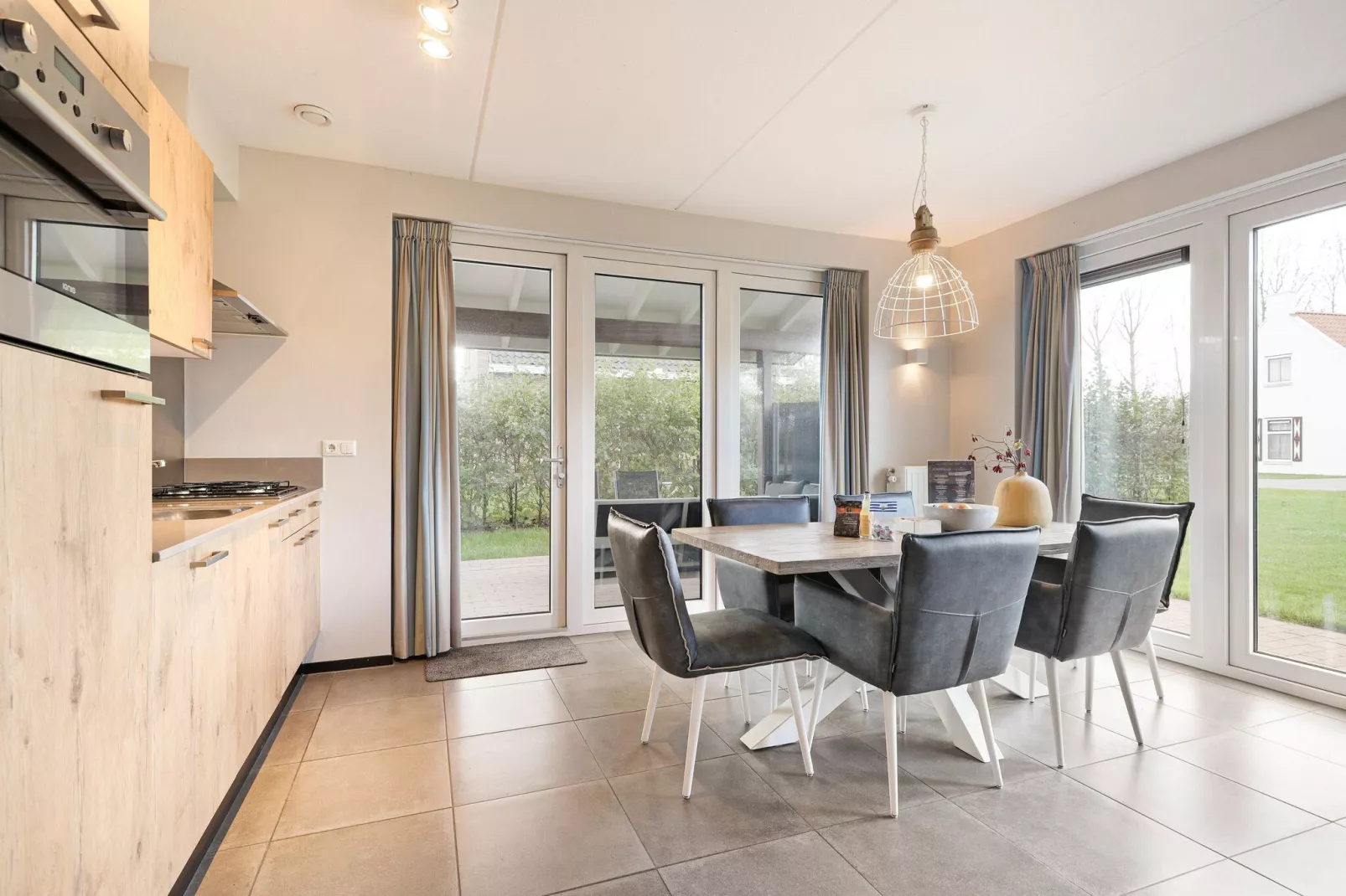 Strand Resort Nieuwvliet-Bad 10-Kitchen