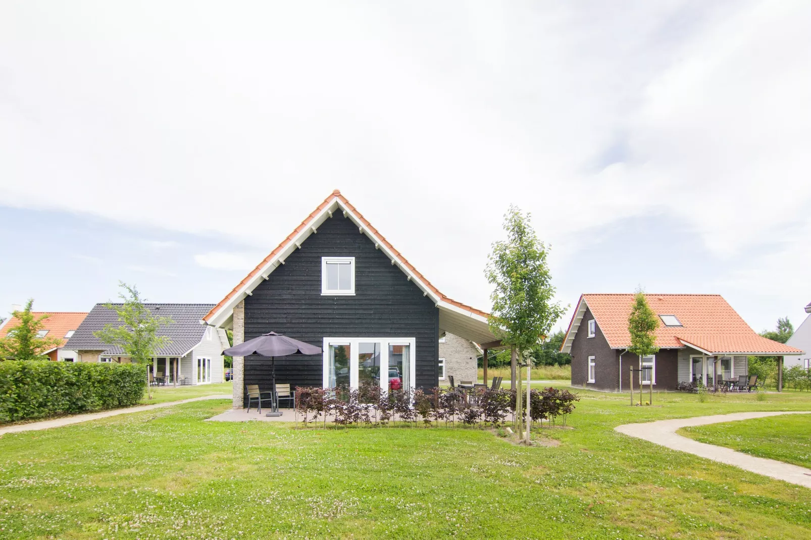 Strand Resort Nieuwvliet-Bad 10-Gardens summer