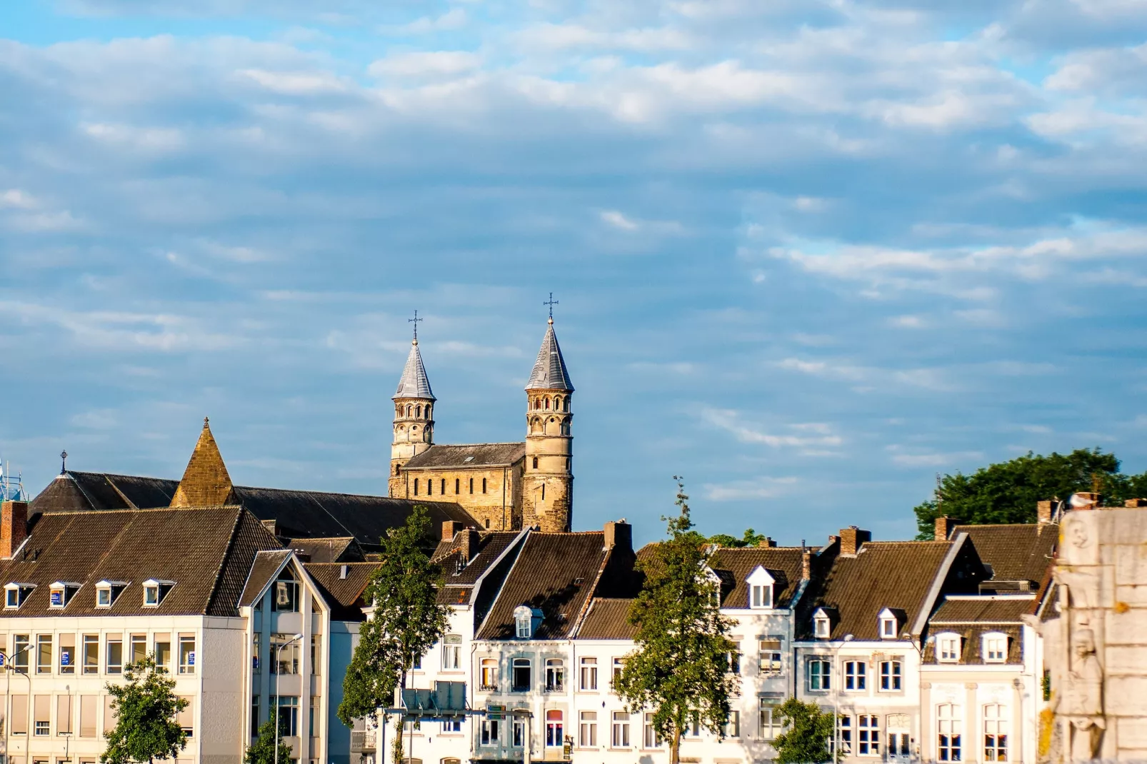 Resort Maastricht 2-Areas summer 5km