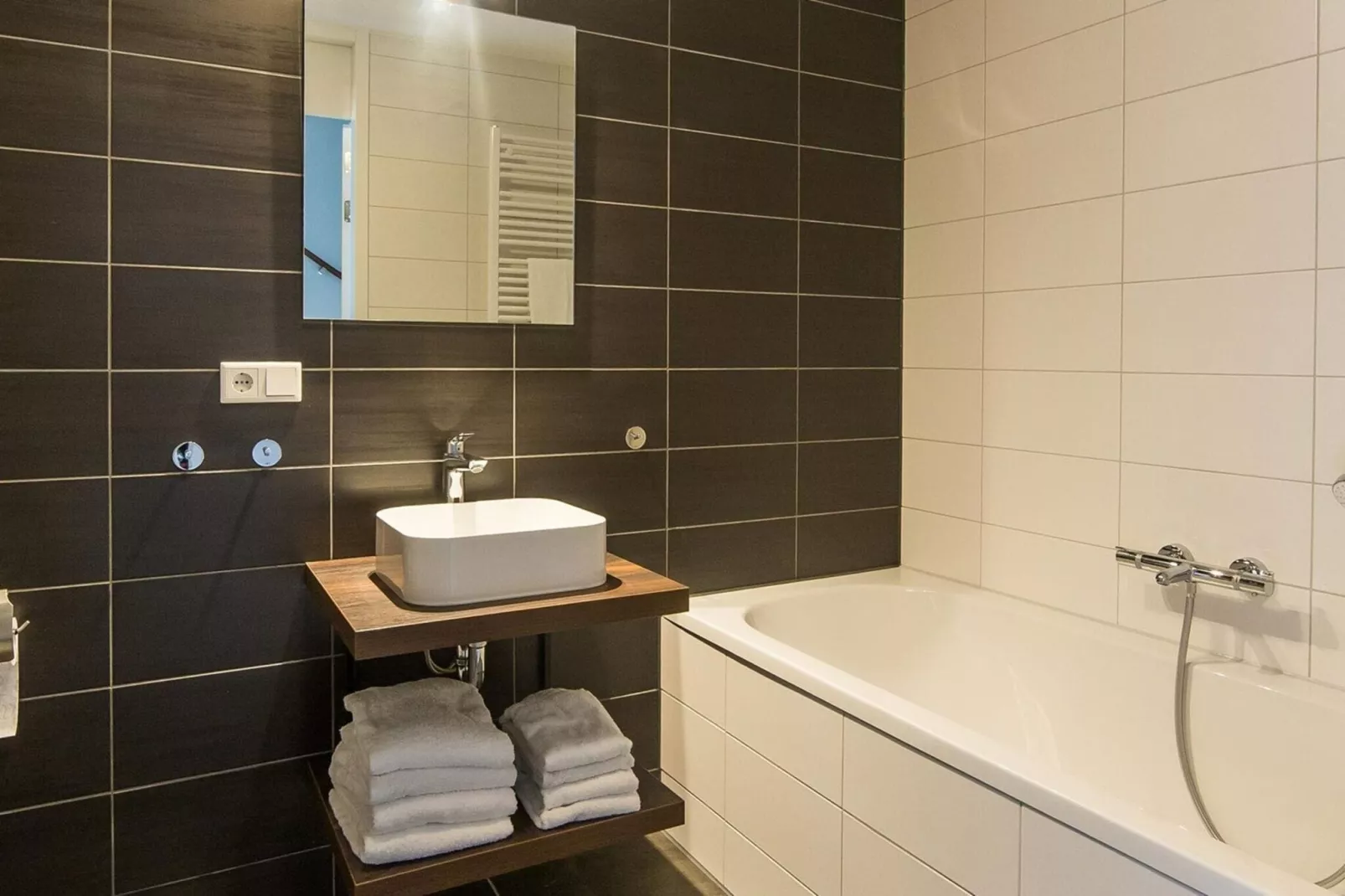 Resort Maastricht 12-Bathroom