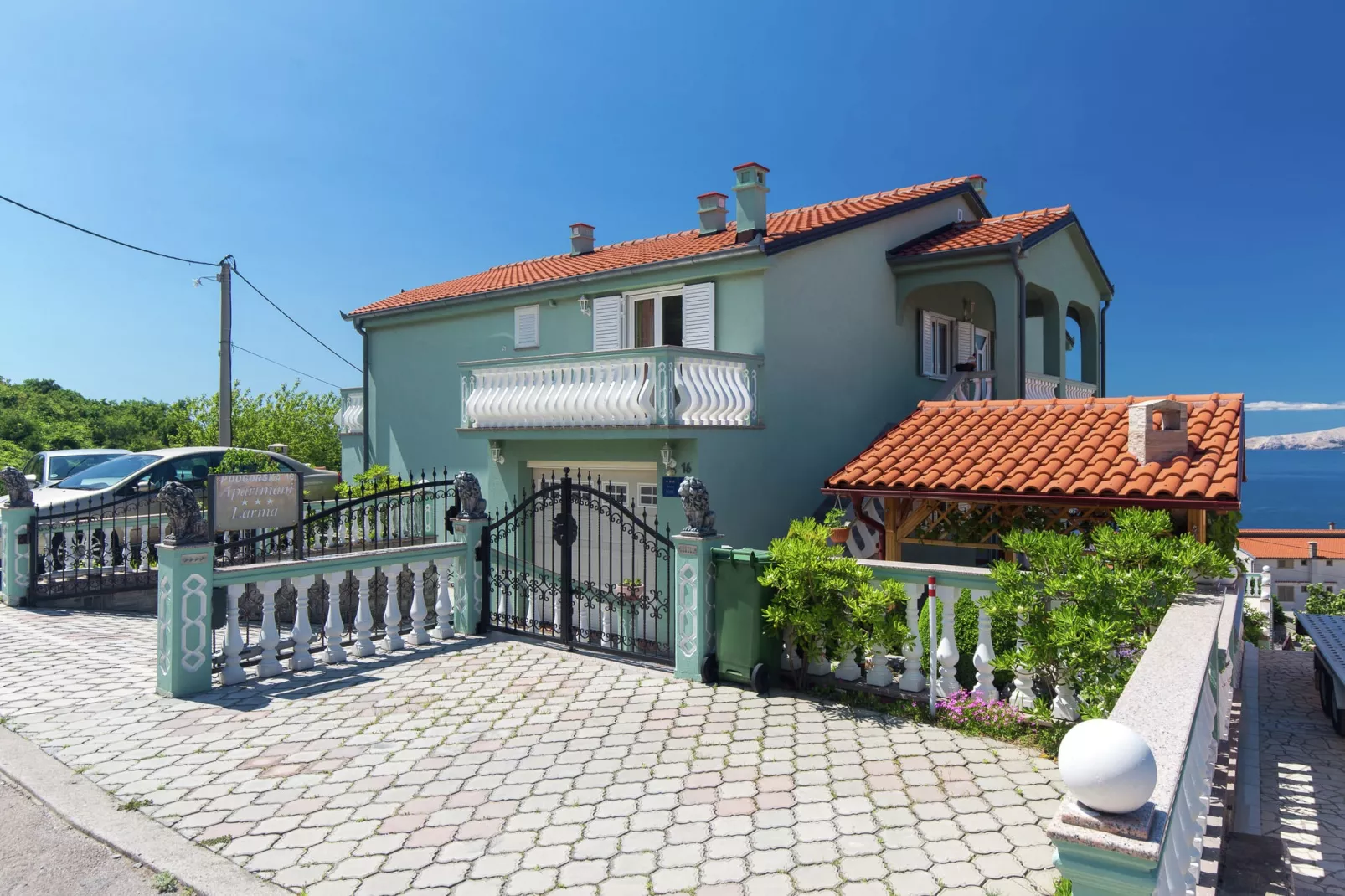 Apartment Biondic 2-Exterior summer